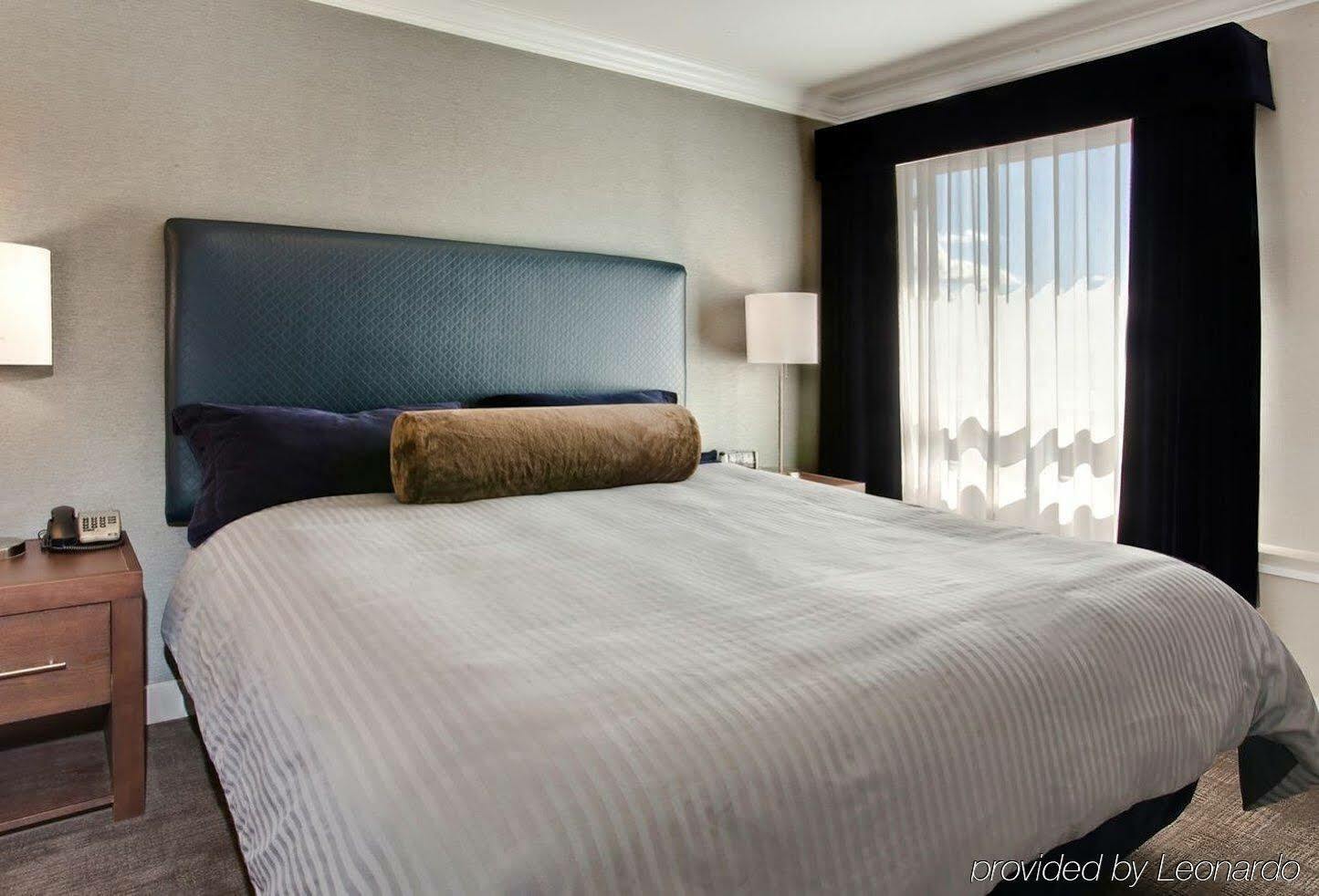 Sandman Signature Prince George Hotel Exteriör bild